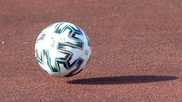 KD缺阵布克准绝杀 太阳险胜尼克斯豪取7连胜